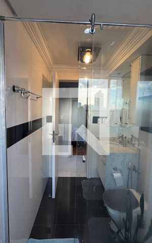 Apartamento à venda com 108m², 2 quartos e 1 vaga Apartamento à venda com 108m², 2 quartos e 1 vagaBanheiro