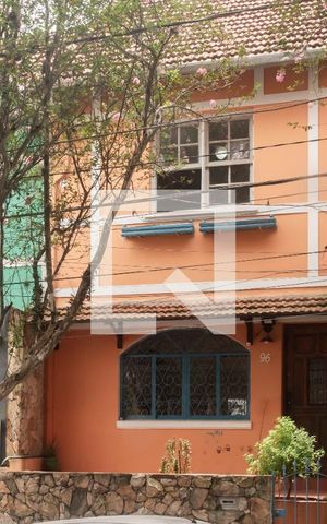 Casa à venda com 120m², 2 quartos e sem vagaFachada