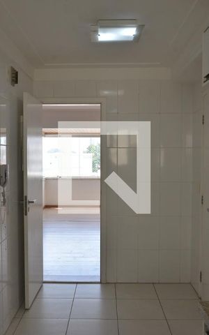 Apartamento à venda com 115m², 3 quartos e 2 vagasCozinha