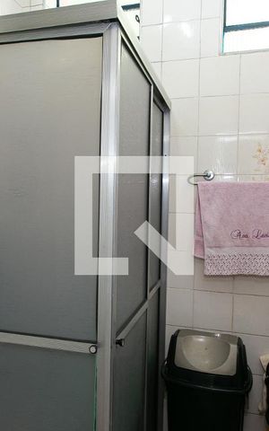 Casa à venda com 520m², 5 quartos e 4 vagasBanheiro de Serviço