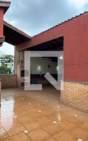 Casa para alugar com 300m², 3 quartos e 2 vagasChurrasqueira