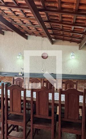Casa para alugar com 300m², 3 quartos e 2 vagasChurrasqueira
