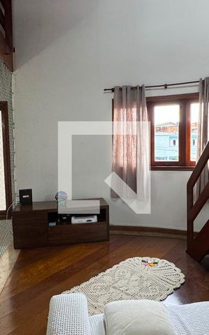 Casa para alugar com 300m², 3 quartos e 2 vagasSala de TV