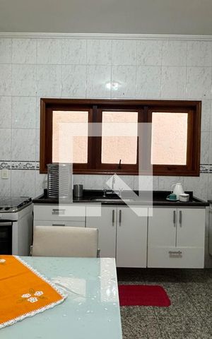 Casa para alugar com 300m², 3 quartos e 2 vagasCozinha