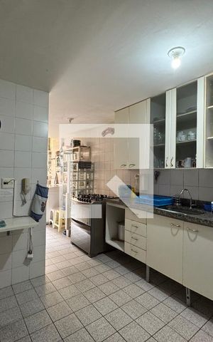 Apartamento à venda com 154m², 3 quartos e 2 vagas Apartamento à venda com 154m², 3 quartos e 2 vagasCozinha e Área de Serviço