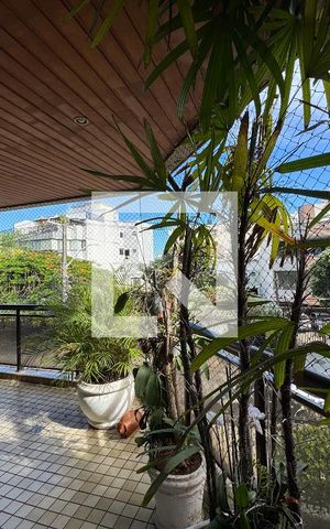Apartamento à venda com 154m², 3 quartos e 2 vagas Apartamento à venda com 154m², 3 quartos e 2 vagasVaranda