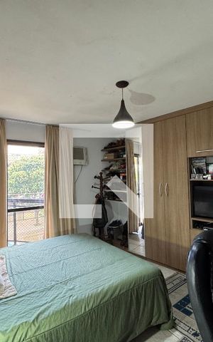 Apartamento à venda com 154m², 3 quartos e 2 vagas Apartamento à venda com 154m², 3 quartos e 2 vagasSuíte