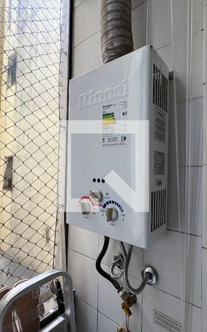 Apartamento à venda com 154m², 3 quartos e 2 vagas Apartamento à venda com 154m², 3 quartos e 2 vagasCozinha e Área de Serviço