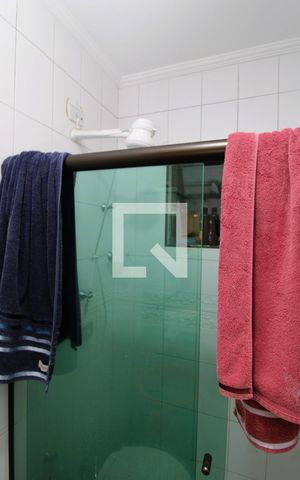 Casa para alugar com 210m², 3 quartos e 6 vagasBanheiro 2