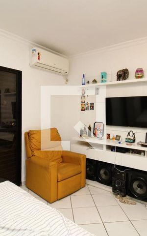 Casa para alugar com 210m², 3 quartos e 6 vagasSuíte