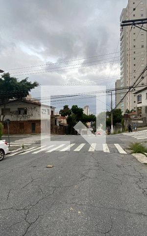 Casa para alugar com 210m², 3 quartos e 6 vagas Casa para alugar com 210m², 3 quartos e 6 vagasVista da Rua