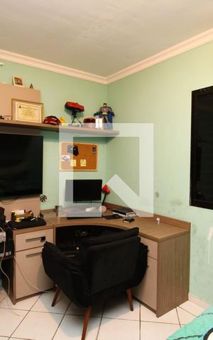 Casa para alugar com 210m², 3 quartos e 6 vagasQuarto 1