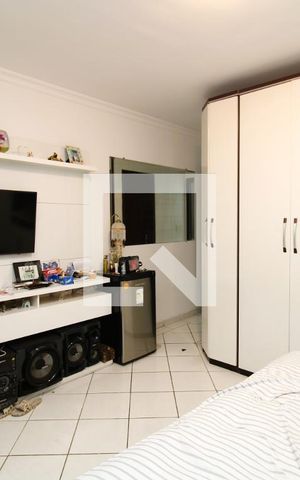 Casa para alugar com 210m², 3 quartos e 6 vagasSuíte