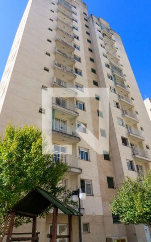Apartamento para alugar com 52m², 2 quartos e 1 vaga Apartamento para alugar com 52m², 2 quartos e 1 vagaFachada