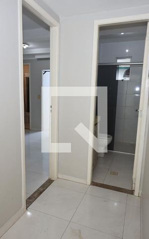 Apartamento à venda com 102m², 2 quartos e 1 vagaBanheiro Corredor