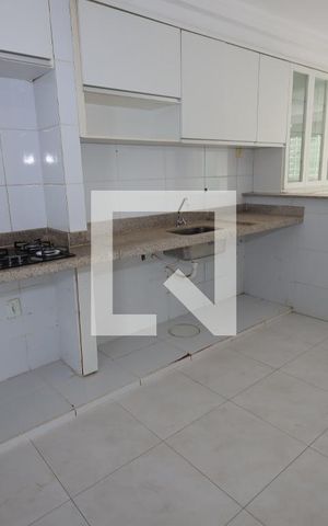 Apartamento à venda com 102m², 2 quartos e 1 vagaCozinha