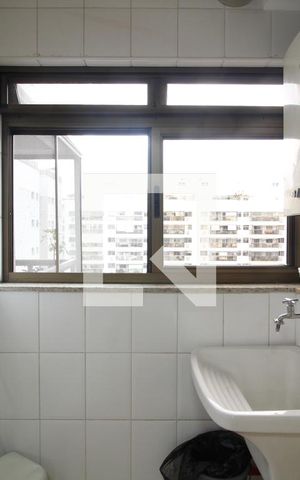 Apartamento para alugar com 74m², 2 quartos e 1 vagaÁrea de Serviço