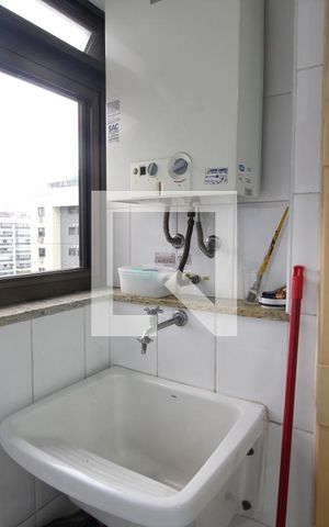 Apartamento para alugar com 74m², 2 quartos e 1 vagaÁrea de Serviço