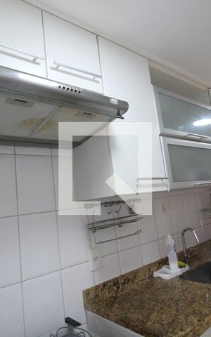 Apartamento para alugar com 74m², 2 quartos e 1 vagaCozinha