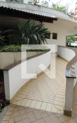 Apartamento para alugar com 74m², 2 quartos e 1 vagaAcessibilidade
