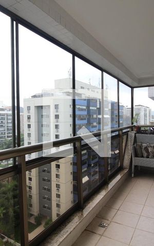 Apartamento para alugar com 74m², 2 quartos e 1 vagaVaranda