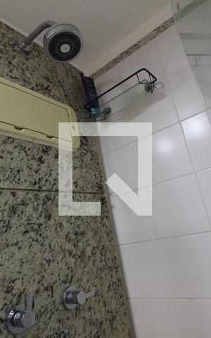 Apartamento para alugar com 74m², 2 quartos e 1 vagaBanheiro Social