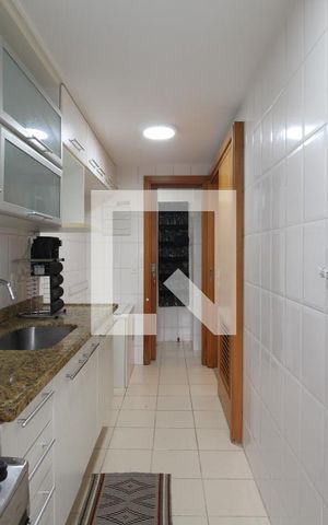 Apartamento para alugar com 74m², 2 quartos e 1 vagaCozinha