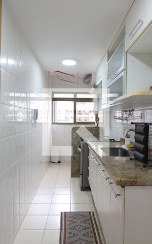 Apartamento para alugar com 74m², 2 quartos e 1 vagaCozinha