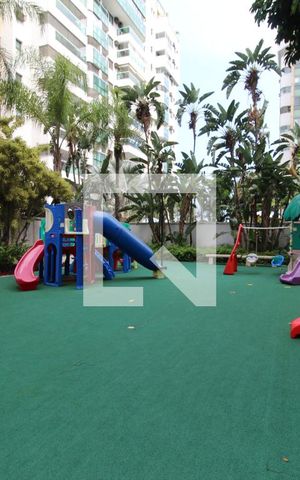 Apartamento para alugar com 74m², 2 quartos e 1 vagaPlayground