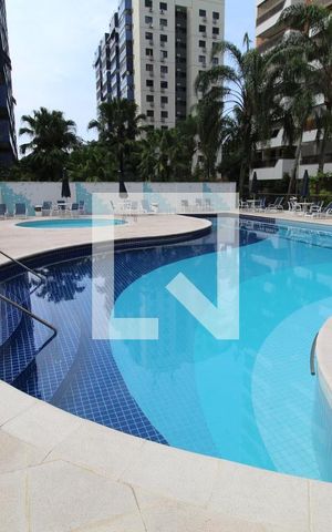 Apartamento para alugar com 74m², 2 quartos e 1 vagaPiscina