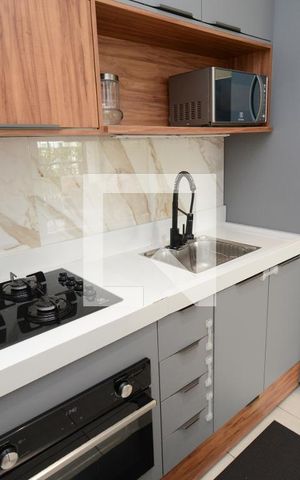 Apartamento à venda com 39m², 2 quartos e sem vagaCozinha e Área de Serviço