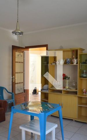 Casa à venda com 150m², 3 quartos e 5 vagasSala