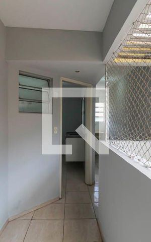 Casa para alugar com 38m², 1 quarto e sem vaga Casa para alugar com 38m², 1 quarto e sem vagaÁrea de Serviço