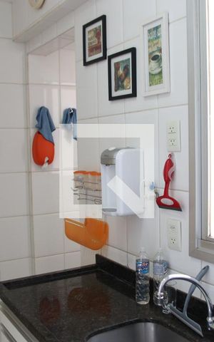 Apartamento à venda com 80m², 3 quartos e 2 vagasCozinha e Área de Serviço