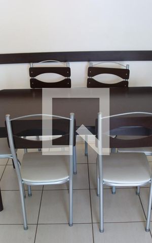 Apartamento à venda com 80m², 3 quartos e 2 vagasSala