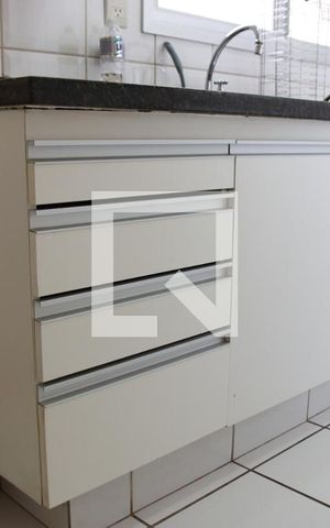 Apartamento à venda com 80m², 3 quartos e 2 vagasCozinha e Área de Serviço