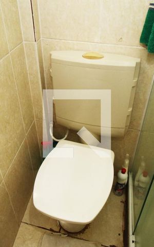 Casa à venda com 140m², 2 quartos e 1 vagaBanheiro 1