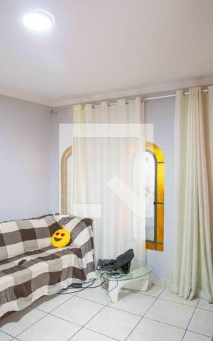 Casa à venda com 125m², 3 quartos e 2 vagasSala