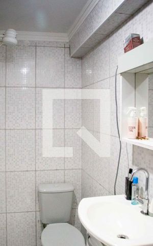 Casa à venda com 125m², 3 quartos e 2 vagasBanheiro da Suíte
