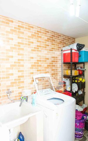 Casa à venda com 125m², 3 quartos e 2 vagasÁrea de Serviço