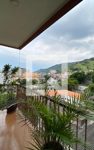 Apartamento à venda com 88m², 3 quartos e 1 vaga Apartamento à venda com 88m², 3 quartos e 1 vagaVaranda da Sala