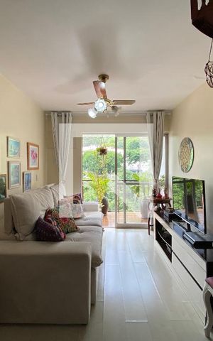 Apartamento à venda com 88m², 3 quartos e 1 vaga Apartamento à venda com 88m², 3 quartos e 1 vagaSala