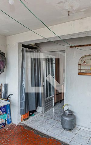 Casa à venda com 127m², 3 quartos e 2 vagas Casa à venda com 127m², 3 quartos e 2 vagasÁrea de Serviço