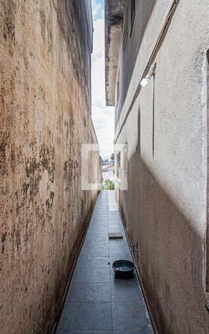 Casa à venda com 127m², 3 quartos e 2 vagas Casa à venda com 127m², 3 quartos e 2 vagasCorredor