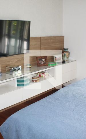 Casa de condomínio para alugar com 1279m², 5 quartos e 4 vagasSuíte master
