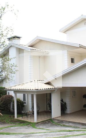 Casa de condomínio para alugar com 1279m², 5 quartos e 4 vagasFachada
