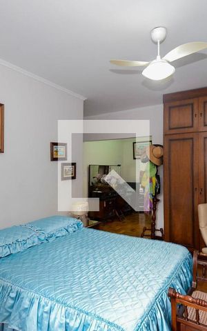 Casa à venda com 400m², 3 quartos e 6 vagasQuarto 3 - Suíte
