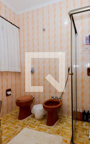 Casa à venda com 400m², 3 quartos e 6 vagasBanheiro Social