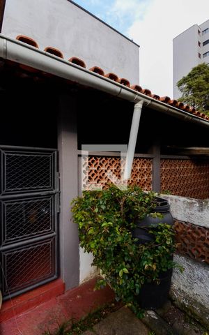 Casa à venda com 400m², 3 quartos e 6 vagasCanil 