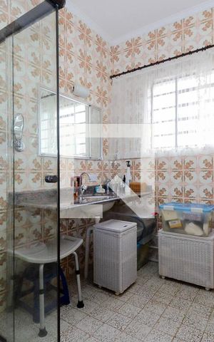 Casa à venda com 400m², 3 quartos e 6 vagasBanheiro da Suíte